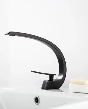 Rose gold bathroom faucet