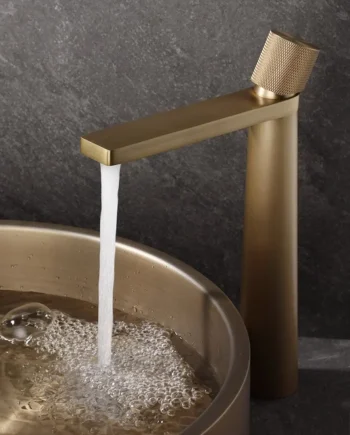 Brass single lever tap