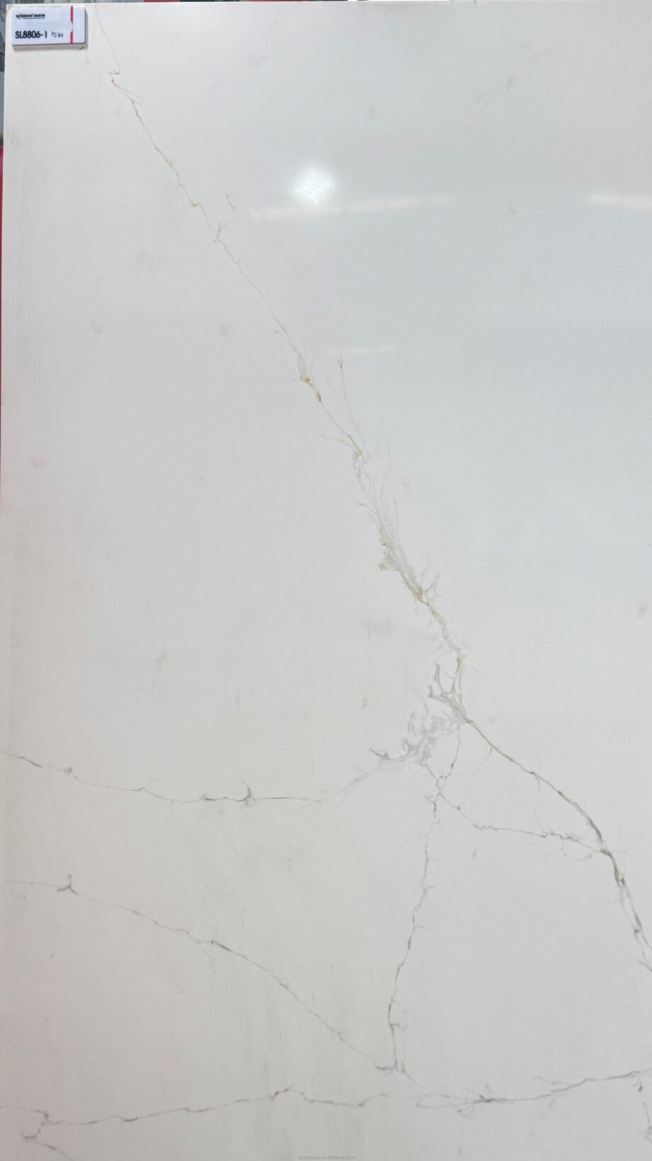 Long vein artificial quartz slab