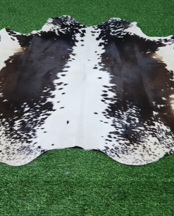 medium cowhide rug